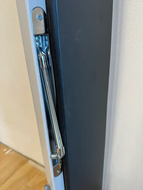 Zárubeň — detail spoje