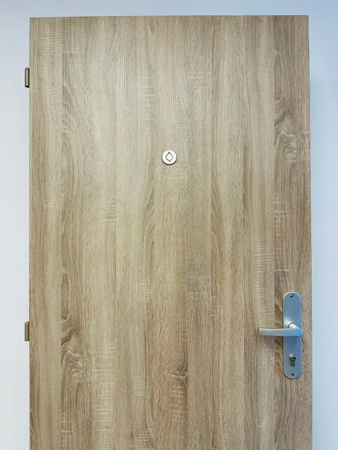 Žlutý klíč AD SECURITY v cylindrické vložce